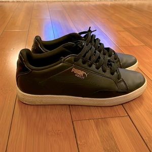 Puma sneakers in US Women size 6
